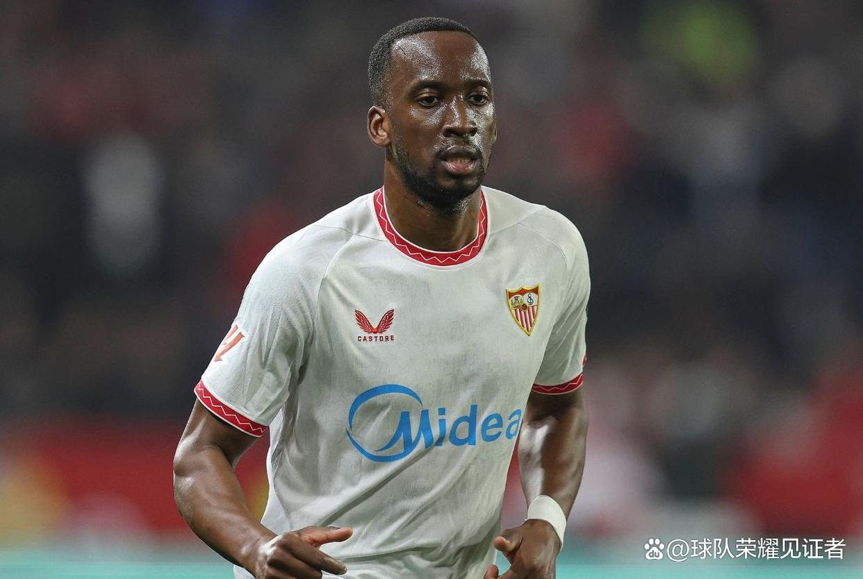 塞维利亚客场大胜，保持联赛不败